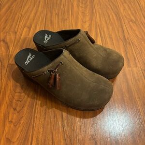 Dansko Shannon Brown Leather Clogs Shoes with Tassels Womens 40/US 10